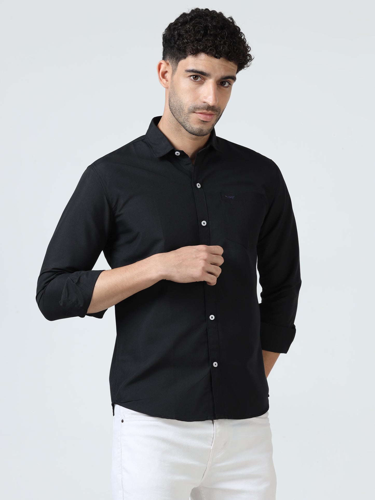 Cotton Spread Collar Shirt - Black